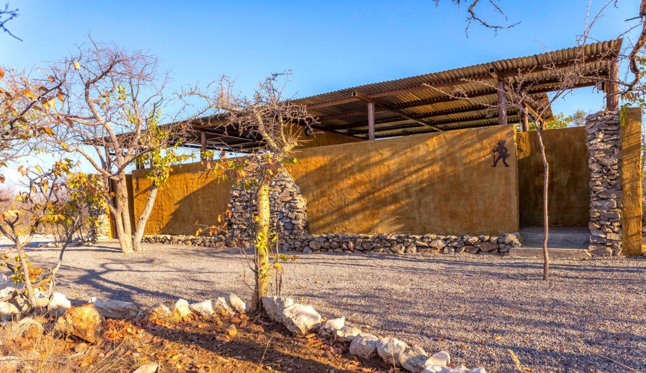 Etosha Village Campsite Okaukuejo Exterior photo